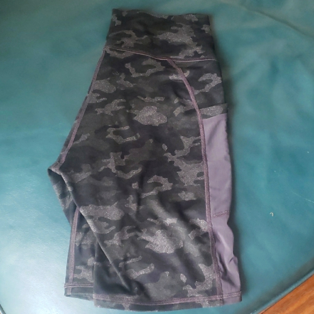Fabletics powerhold shorts